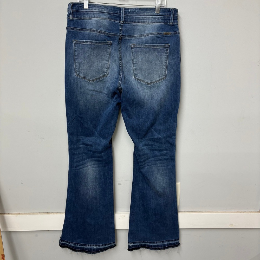 KanCan Curvy High Rise Flare Jeans Medium Wash Raw Hem Blue Womens Size 15/32 - Picture 7 of 10